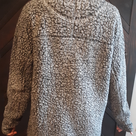 True Grit Sherpa - Picture 2 of 3